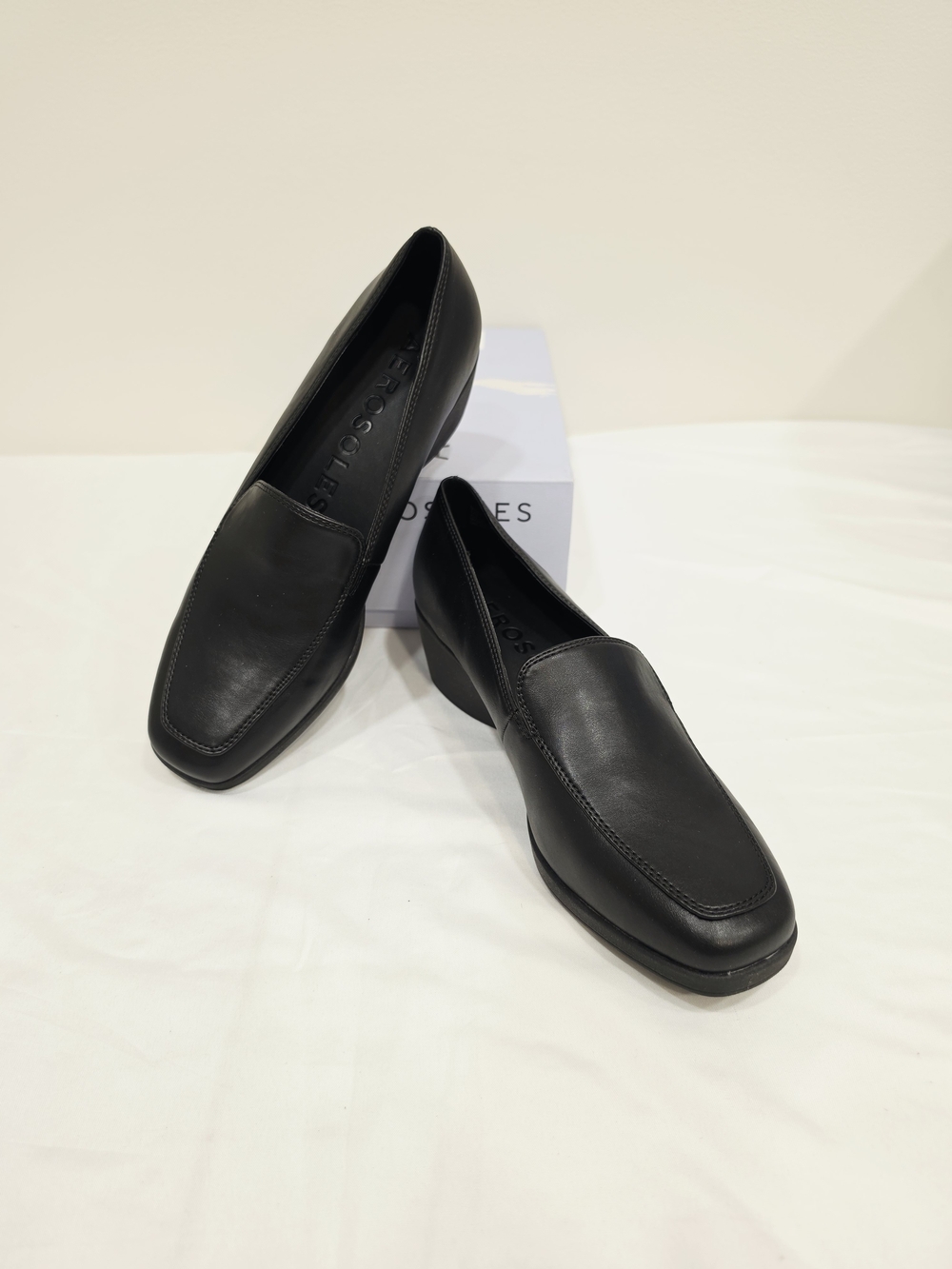 AEROSOLES Women's Tart Black Leather Low Wedge Slip-On Loafers